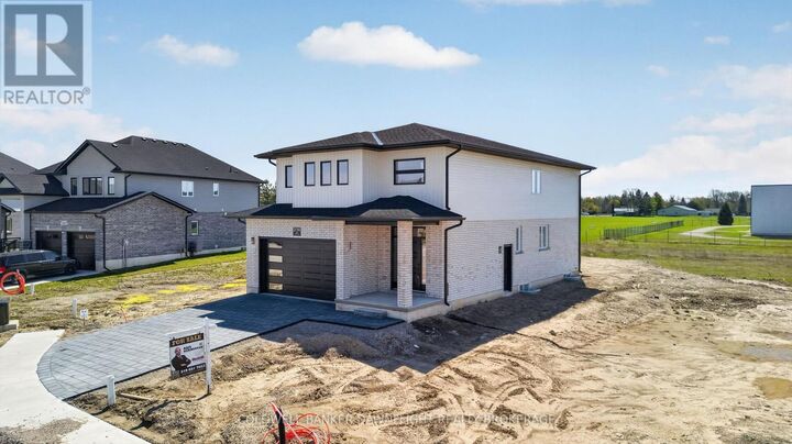 Property Photo:  236 Greene Street  ON N0M 1S3 