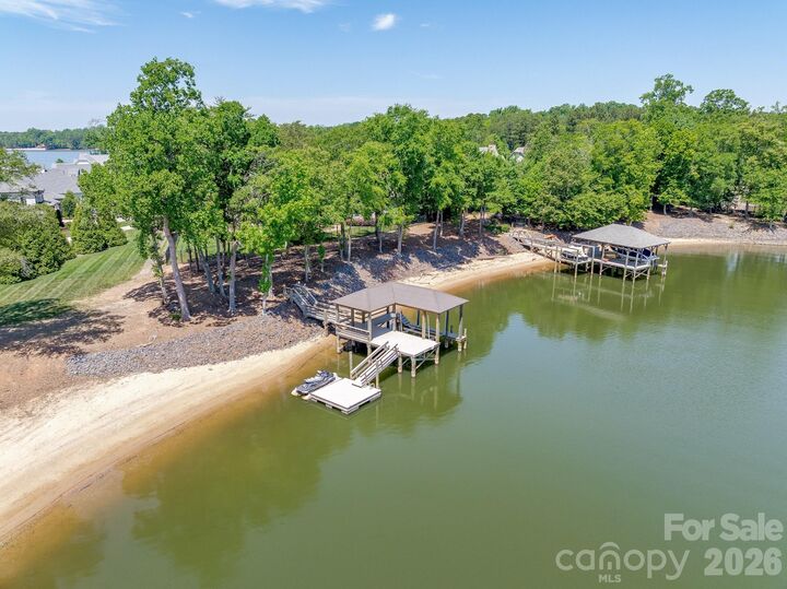 Property Photo:  317 Cape August Place  NC 28012 