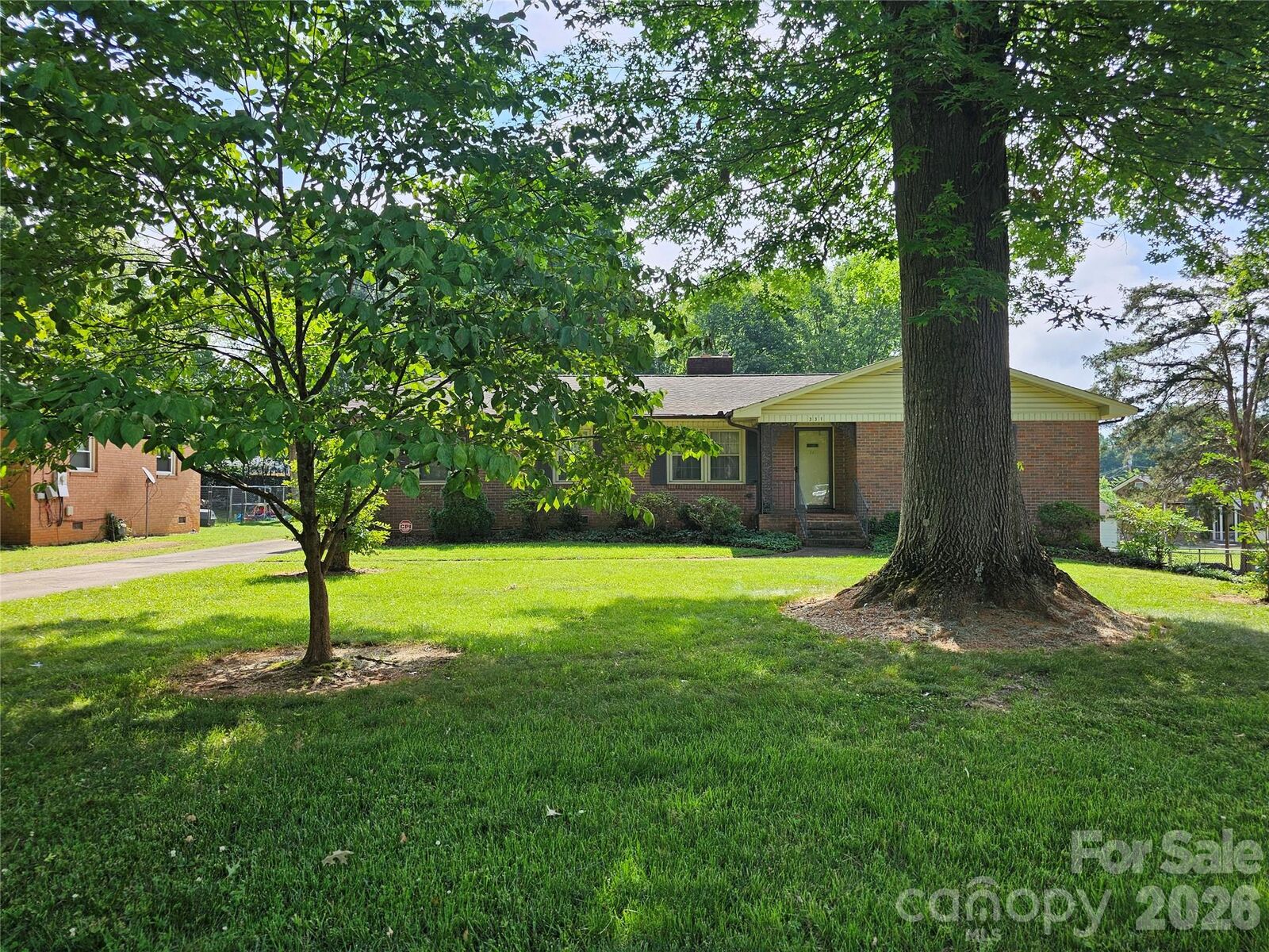 Property Photo:  331 Woodside Drive  NC 28150 