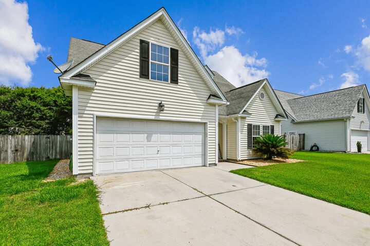Property Photo: 217 Equinox Circle SC 29456