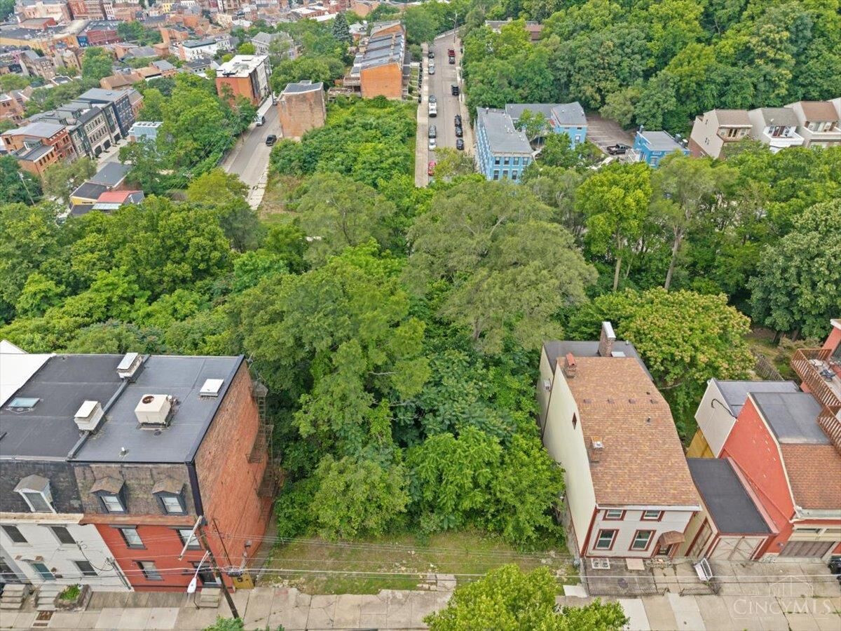 Property Photo: 1861 Walker Street OH 45202
