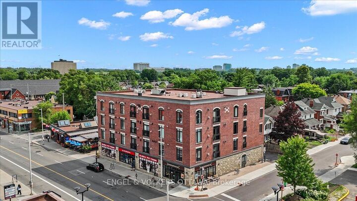 Property Photo:  6 Grove Avenue 205  ON K1S 3A6 