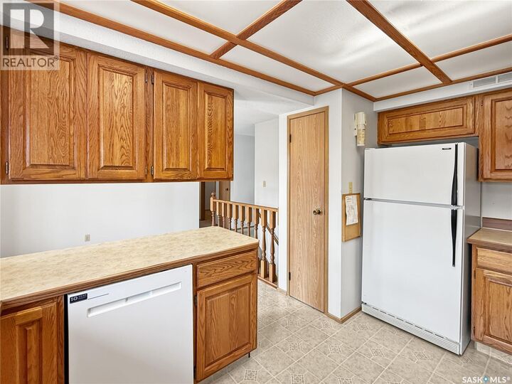 Property Photo:  2402 Canary Street  SK S9A 3T9 