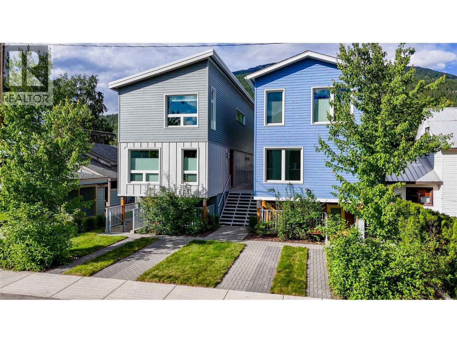 Property Photo: 410 Fourth Street West BC V0E 2S0
