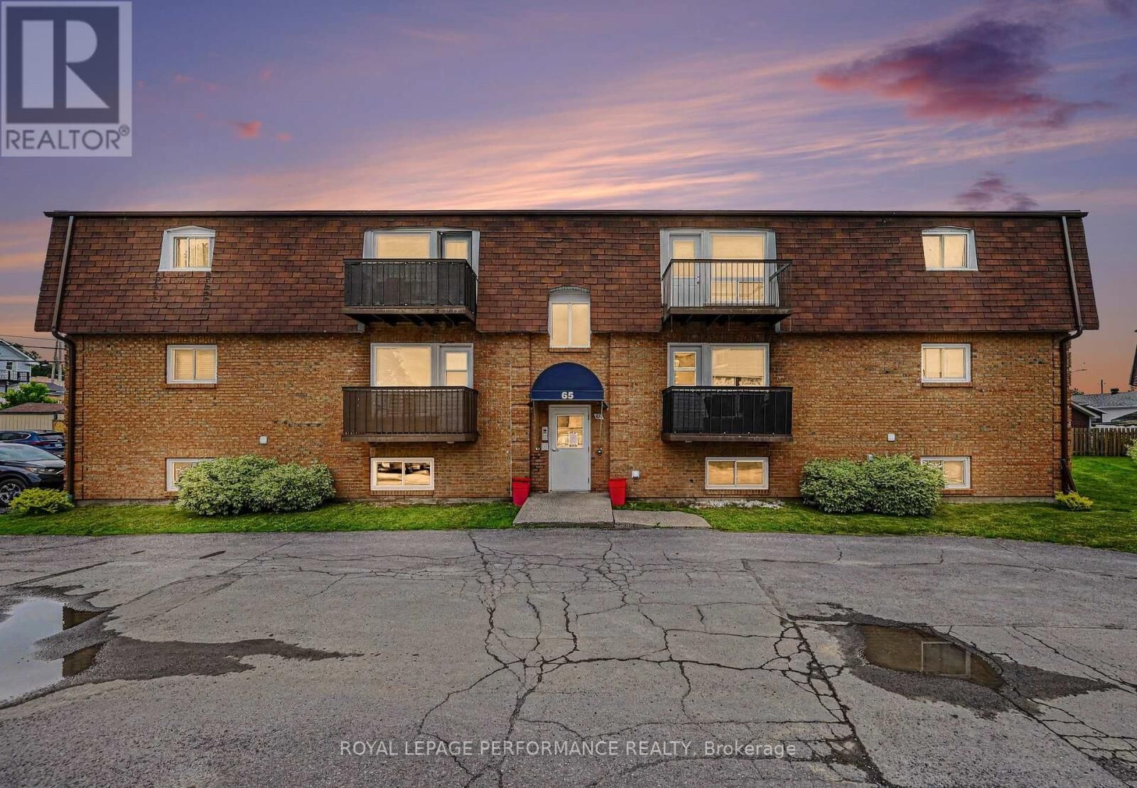 Property Photo:  65 Race Street 7  ON K6H 1G7 