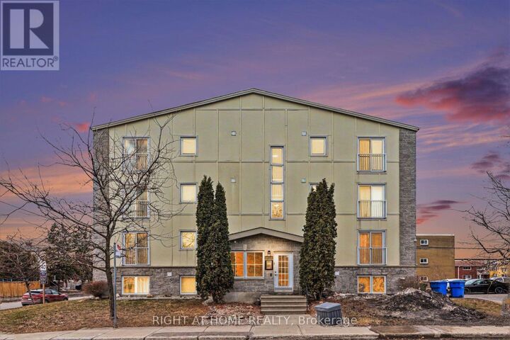 Property Photo: 646 Cummings Avenue 202 ON K1K 2K6