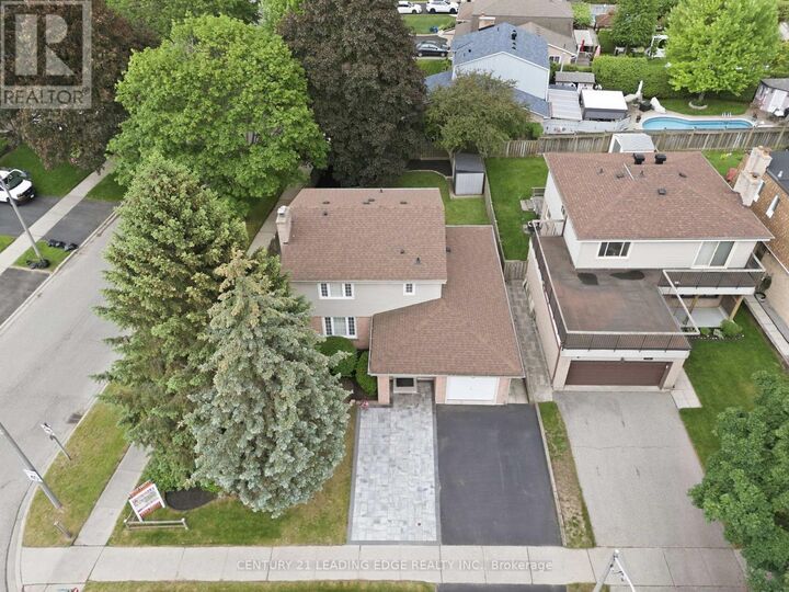 Property Photo: 1727 Wollaston Court ON L1V 2W9