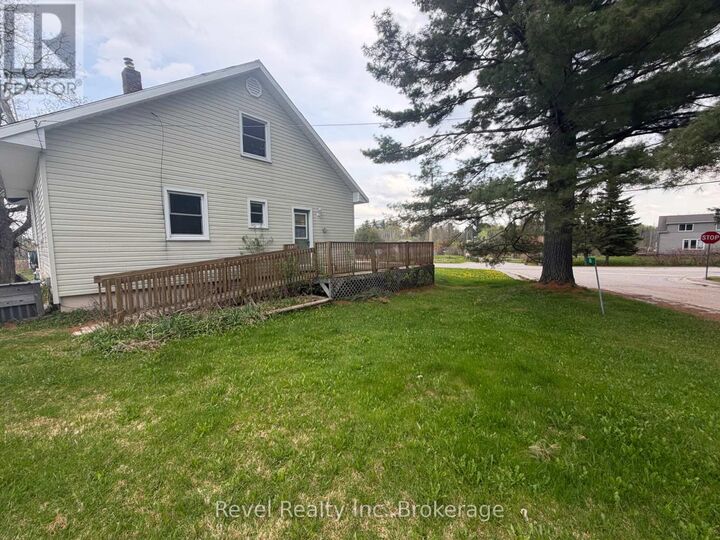 Property Photo:  8 Trailaine Road  ON P0H 1A0 