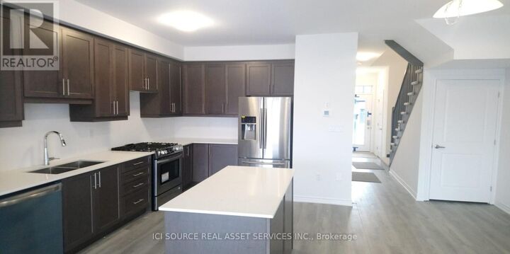 Property Photo:  4 Bellhouse Avenue  ON N3T 0T9 