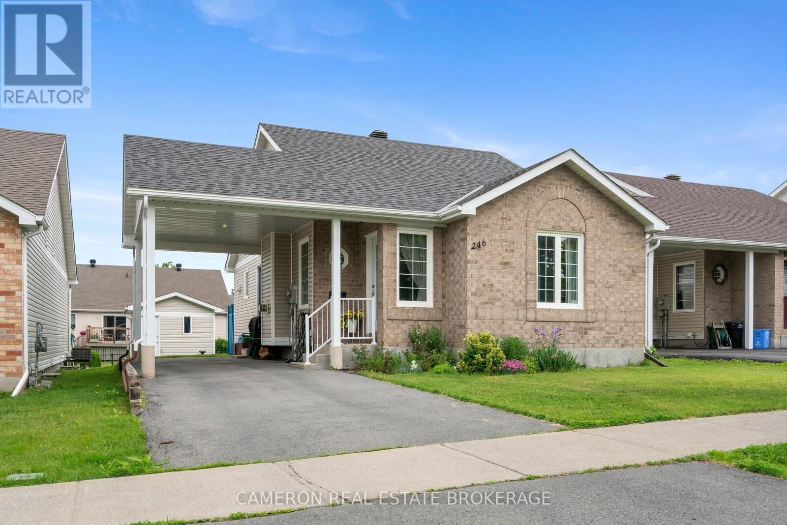 Property Photo: 246 Hemlock Crescent ON K6H 7M2