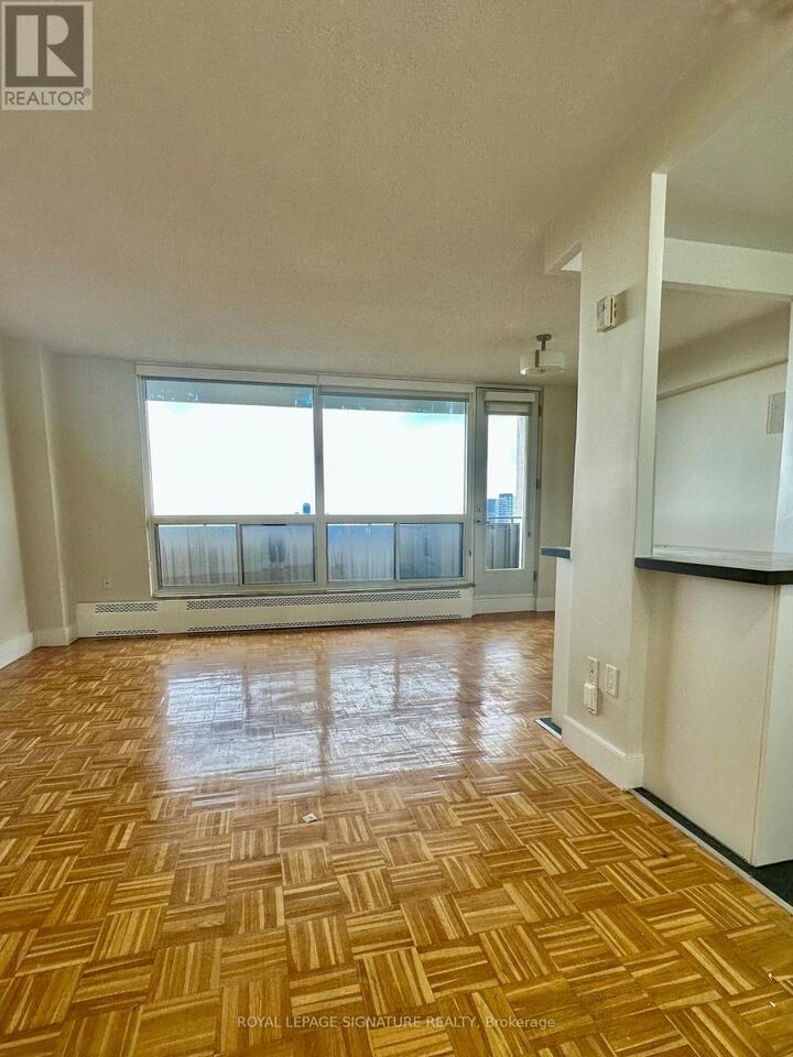 Property Photo: 666 Spadina Avenue 2311 ON M5S 2H8