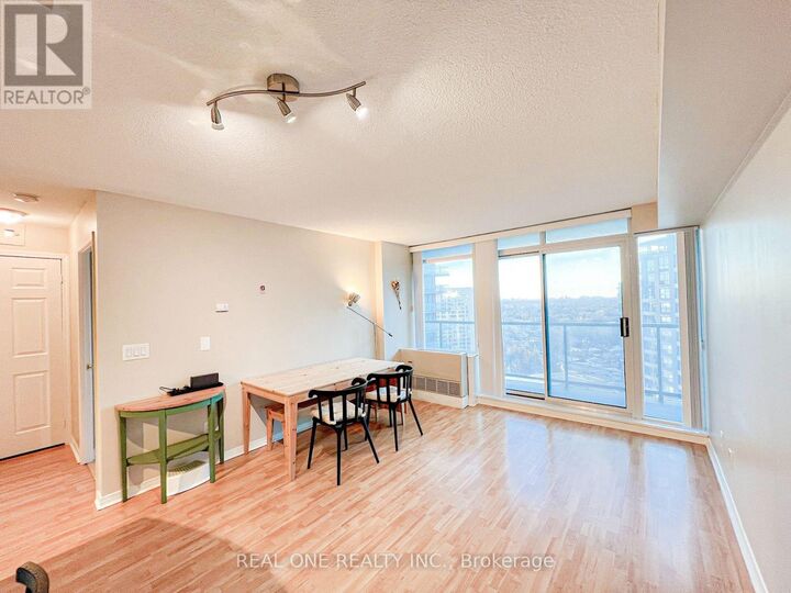 Property Photo:  5508 Yonge Street 1803  ON M2N 7L2 