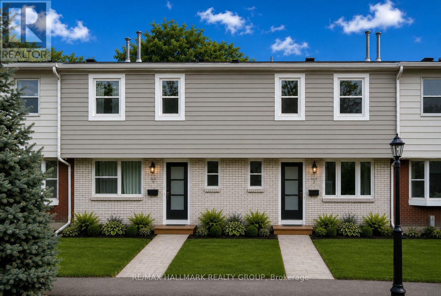 Property Photo:  660 Hochelaga Street 42  ON K1K 2E9 