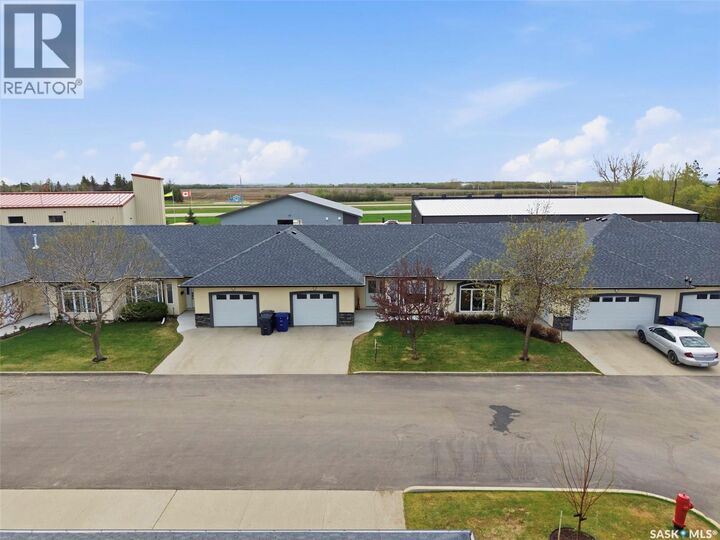 Property Photo: 8 320 3rd Street SK S0K 3A0