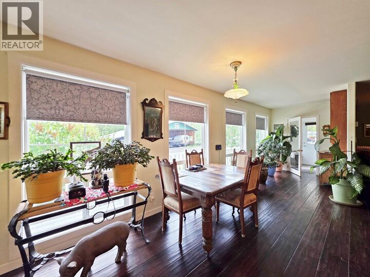 Property Photo:  3853 Dale Lake Road  BC V2J 6E9 