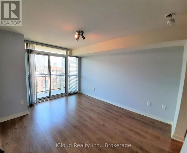Property Photo: 78 Tecumseth Street 1508 ON M5V 0A9