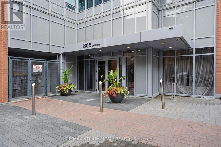 Property Photo:  365 Church Street 2106  ON M5B 1Z9 