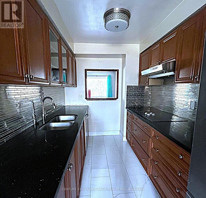 Property Photo:  2 Carleton Place 2  ON L6T 3Z4 