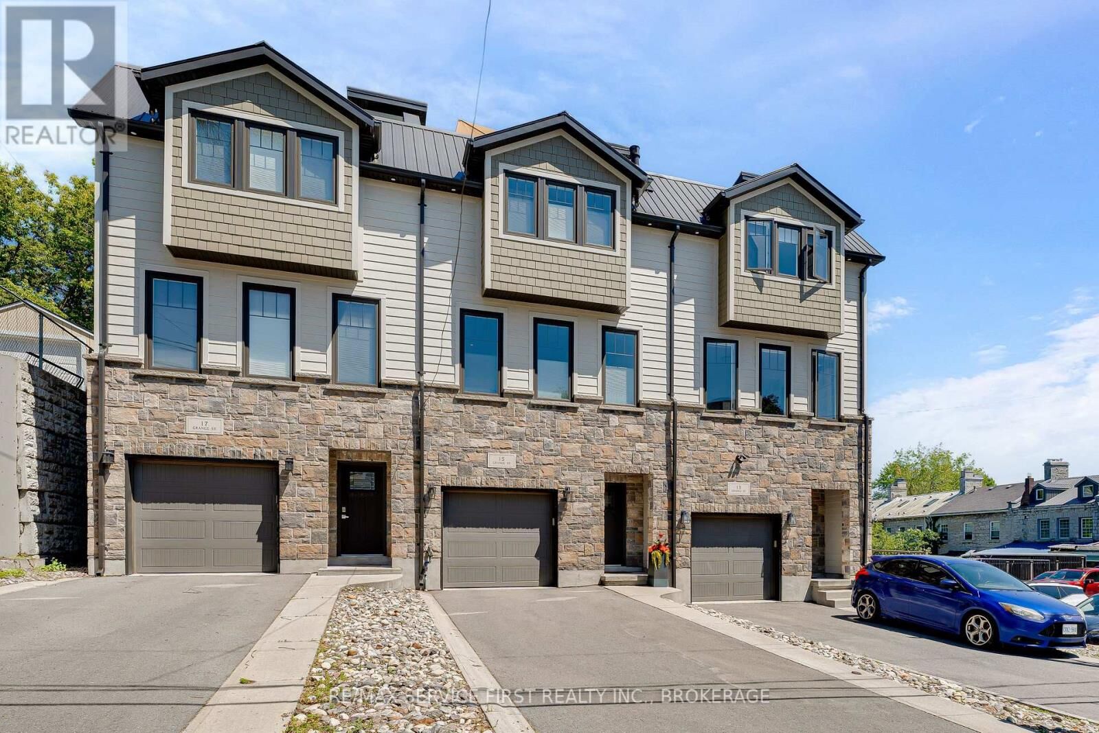 Property Photo:  15 Grange Street  ON K7M 2J5 