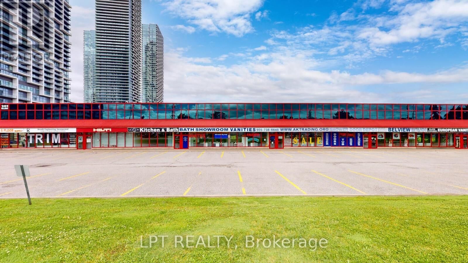 Property Photo:  7890 Jane Street 1611  ON L4K 0K9 