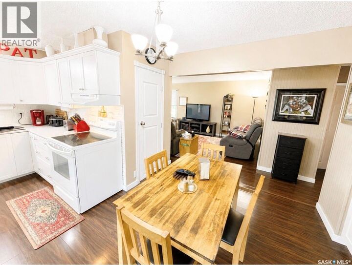 Property Photo:  416 Reed Street  SK S0H 3C0 