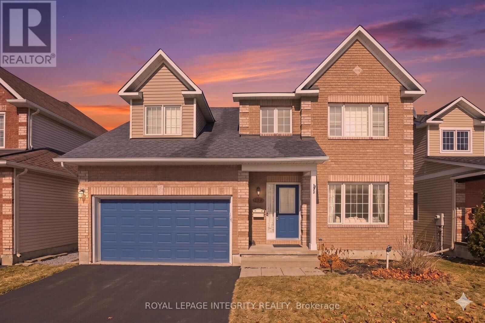 Property Photo:  127 Stoney Pond Court  ON K2S 2E6 
