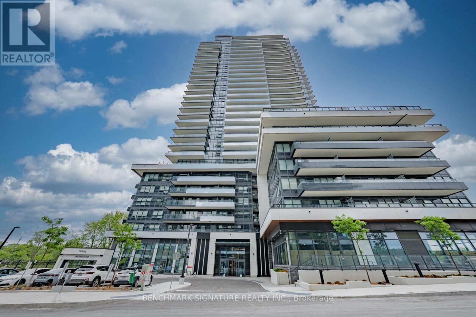 Property Photo:  1435 Celebration Drive 2111  ON L1W 0C4 