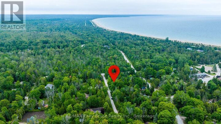Property Photo:  8 Toronto Avenue  ON N0H 2G0 