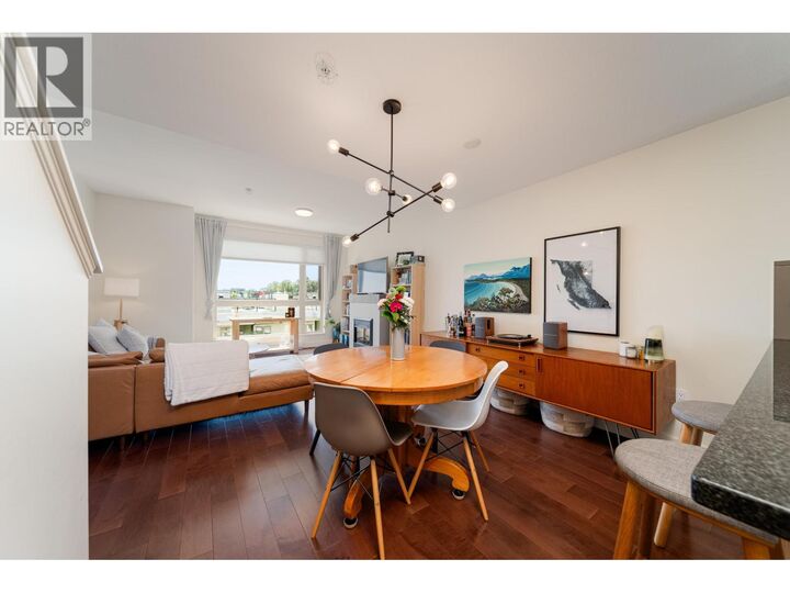 Property Photo: 728 W 14 Street 64 BC V7M 0A8