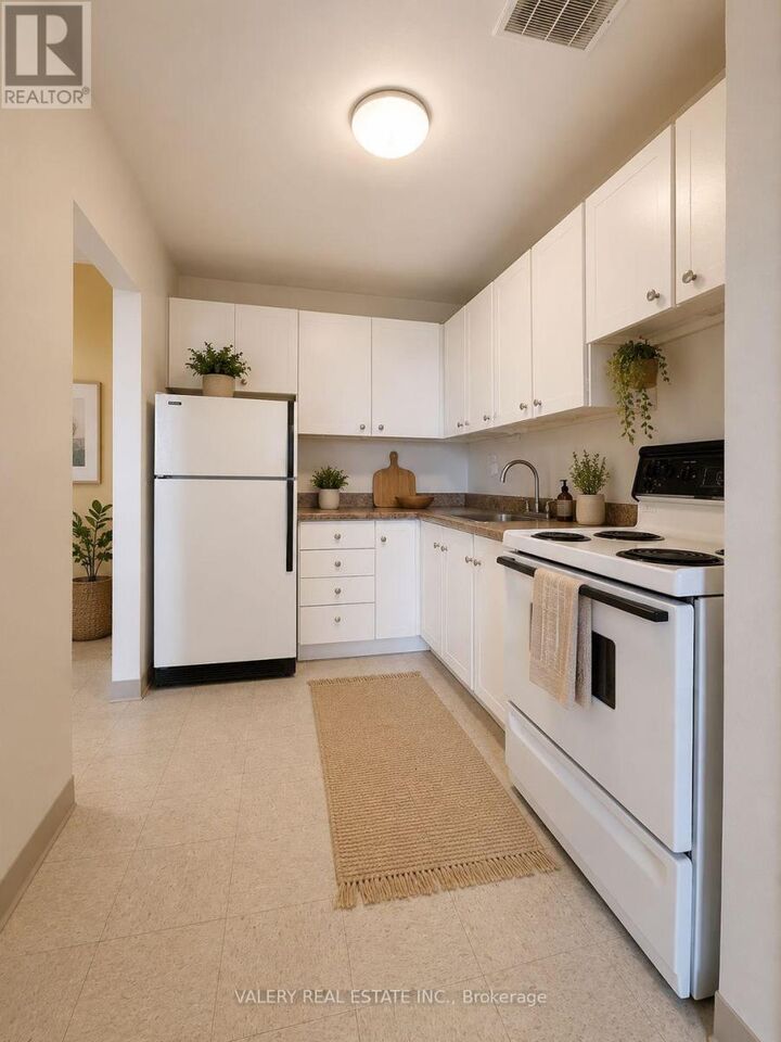 Property Photo: 671 Woolwich Street 704 ON N1H 3Y9