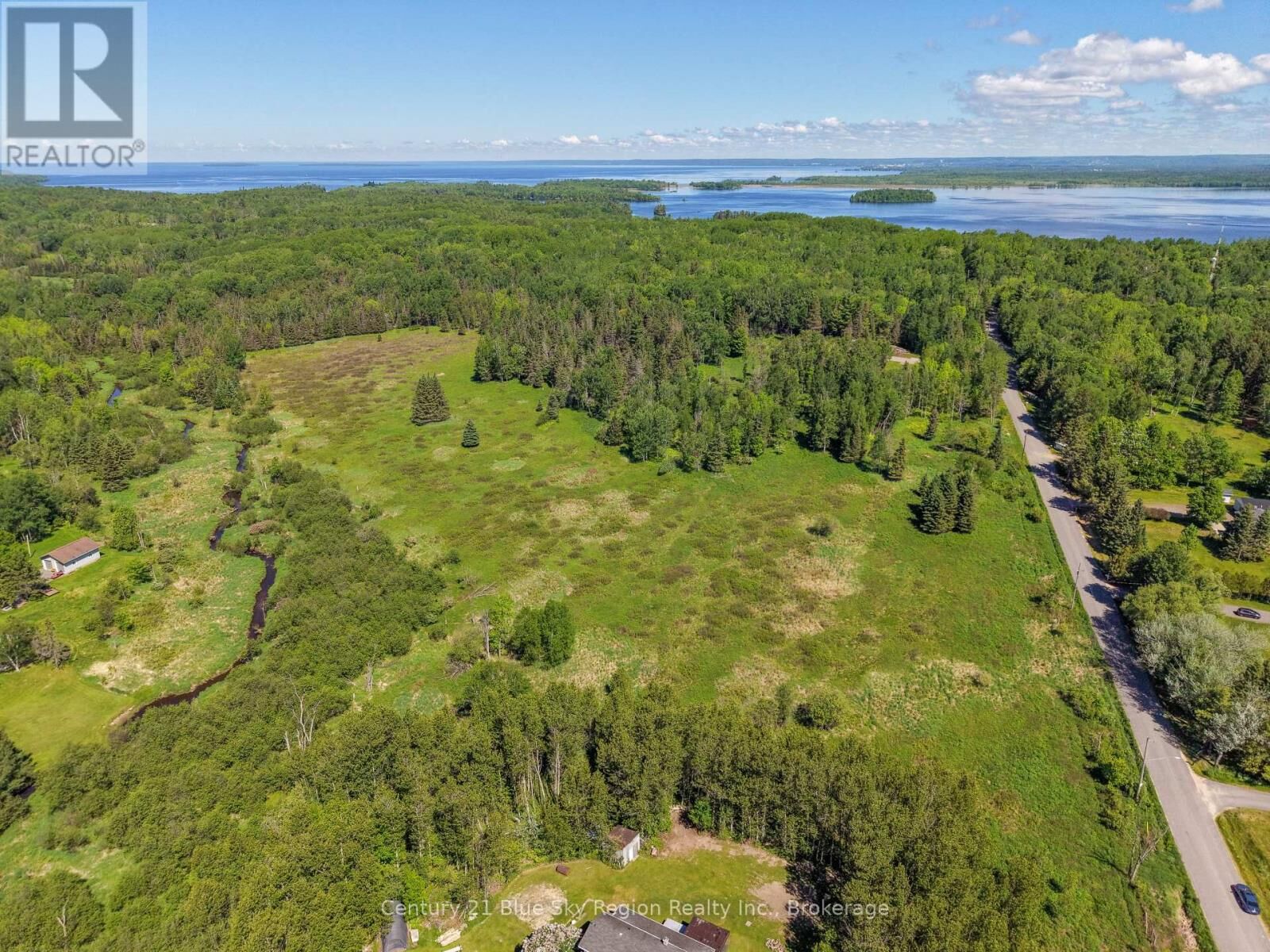 Photo de la propriété: 664 Highway 654 ON P0H 1H0