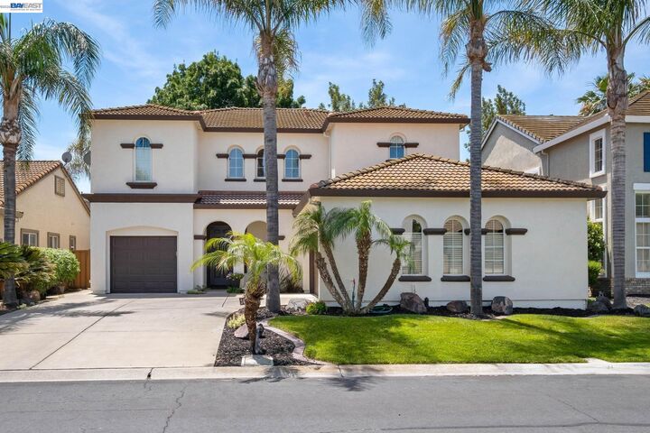Property Photo: 2466 Yosemite Way CA 94505