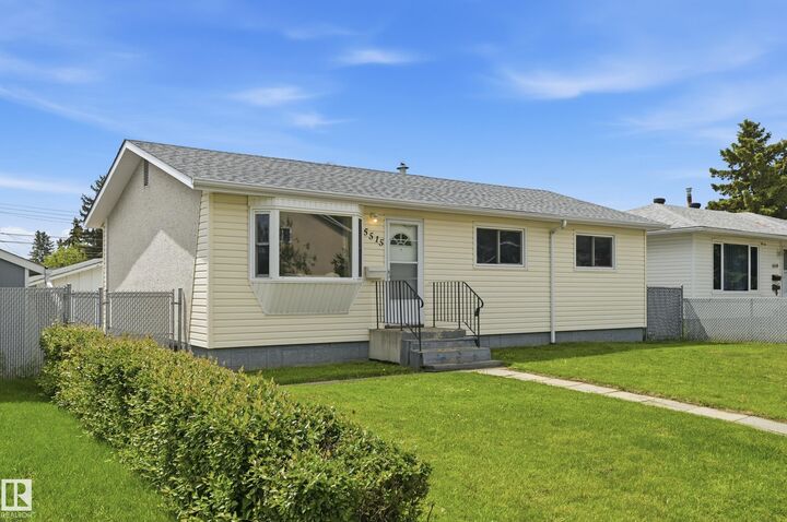 Property Photo:  5515 143 Avenue NW  AB T5A 1J9 
