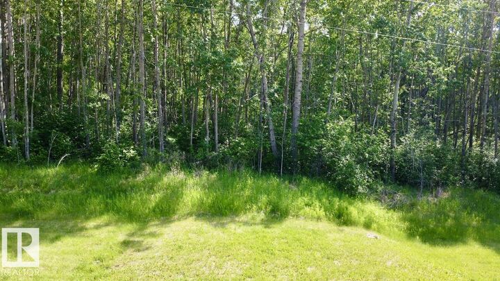 Property Photo:  7 53420 Rge Road 60  AB T0E 2B0 