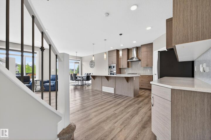 Property Photo: 2083 Price Landing Landing SW AB T6W 3W1