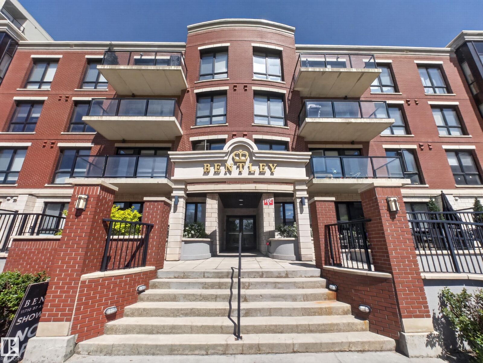 Property Photo:  11710 87 Avenue NW 403  AB T6G 0Y3 