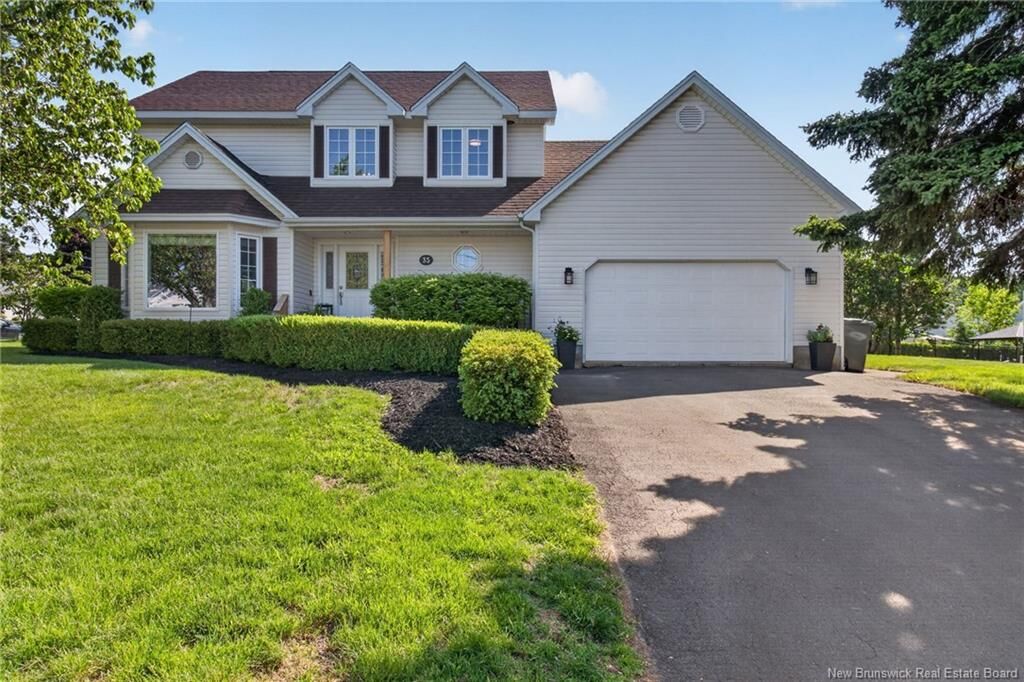 Property Photo:  35 Frizzell  NB E1A 6Y5 