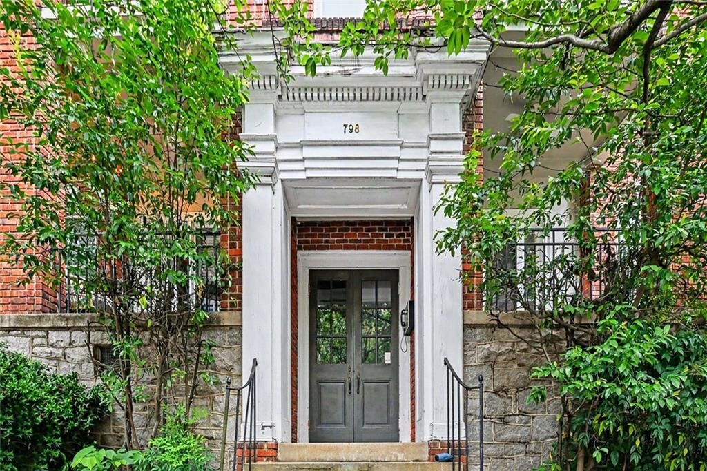 Property Photo: 798 Frederica Street NE 2 GA 30306