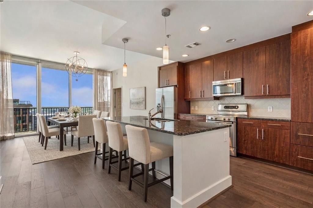 Property Photo:  1080 Peachtree Street NE 3304  GA 30309 