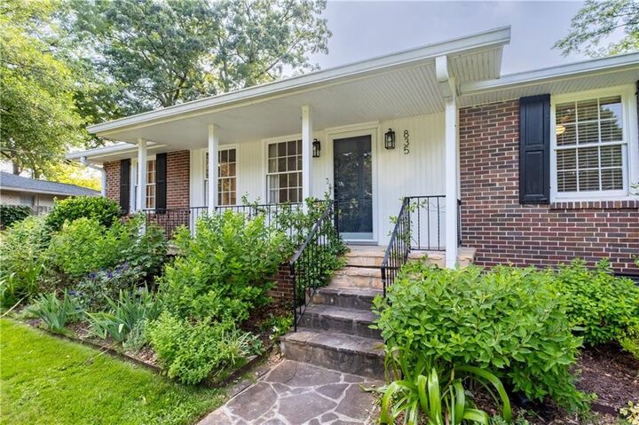 Property Photo:  835 Alberson Court  GA 30033 
