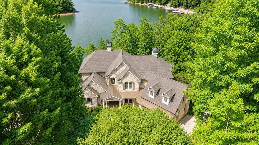 Property Photo: 5720 Chestatee Landing Drive GA 30506