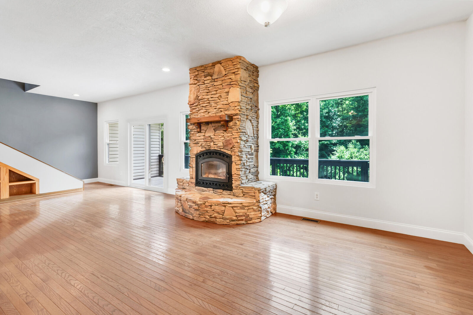Property Photo:  128 County Road 755  TN 37370 