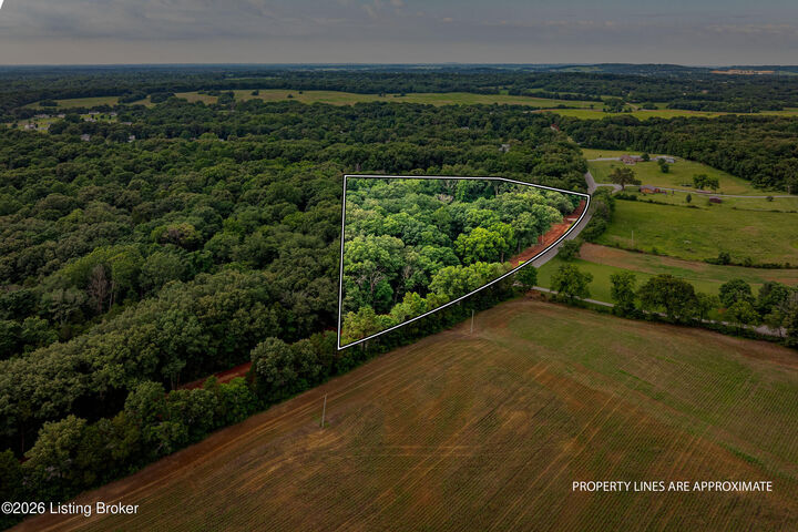 Property Photo:  930 Garrett Rd  KY 40108 