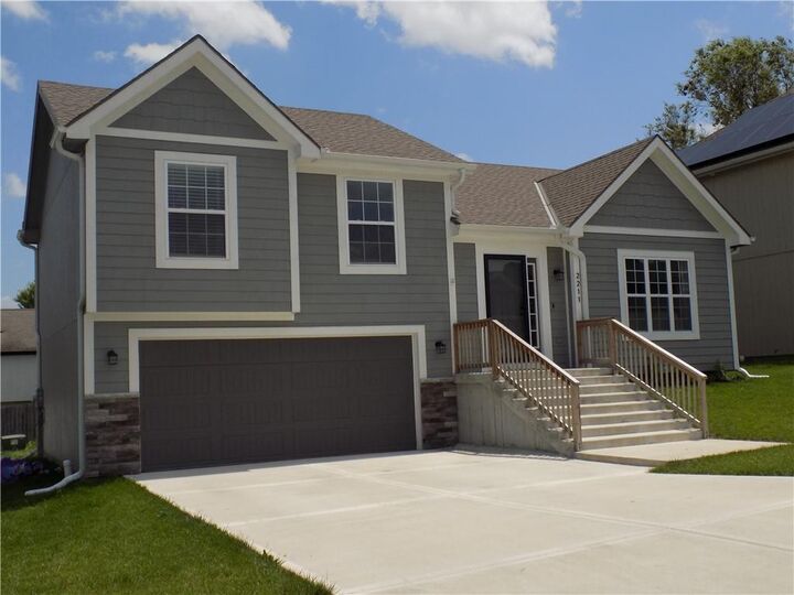 Property Photo:  2211 Pike Street  MO 64503 
