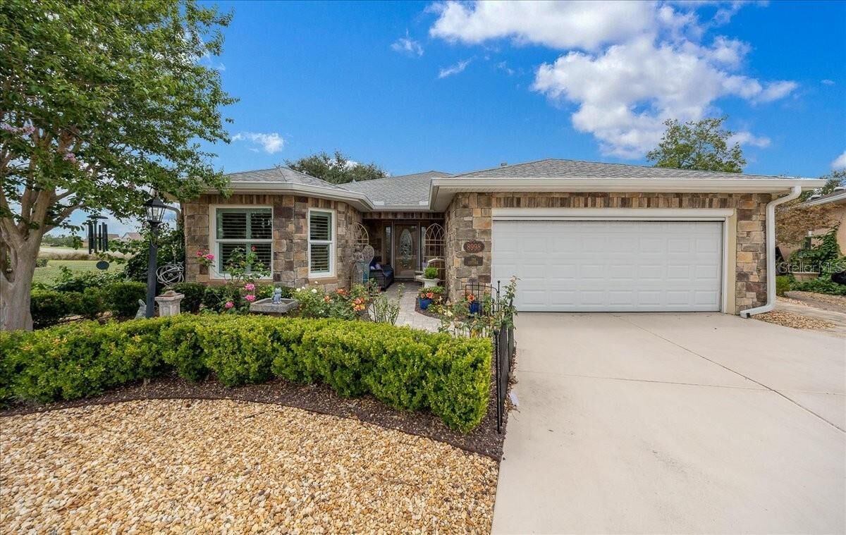 Property Photo:  8998 SW 99th Court Road  FL 34481 