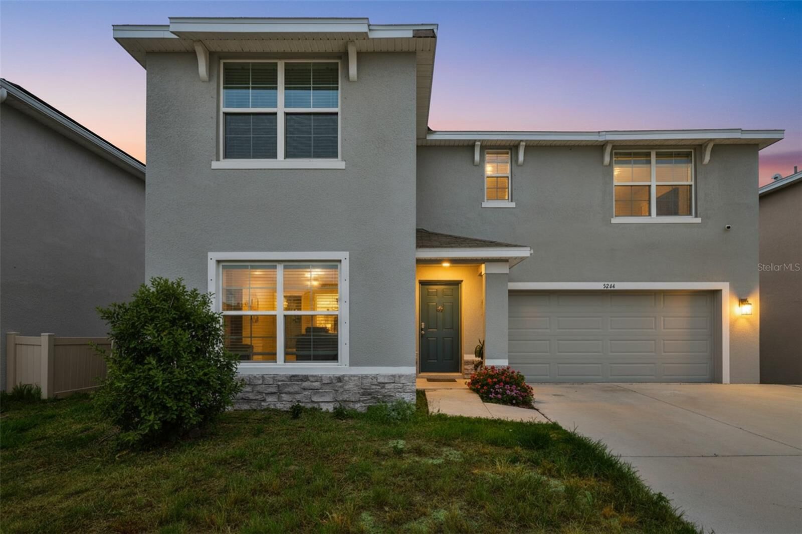 Property Photo: 5244 Fiddle Fig Avenue FL 33598