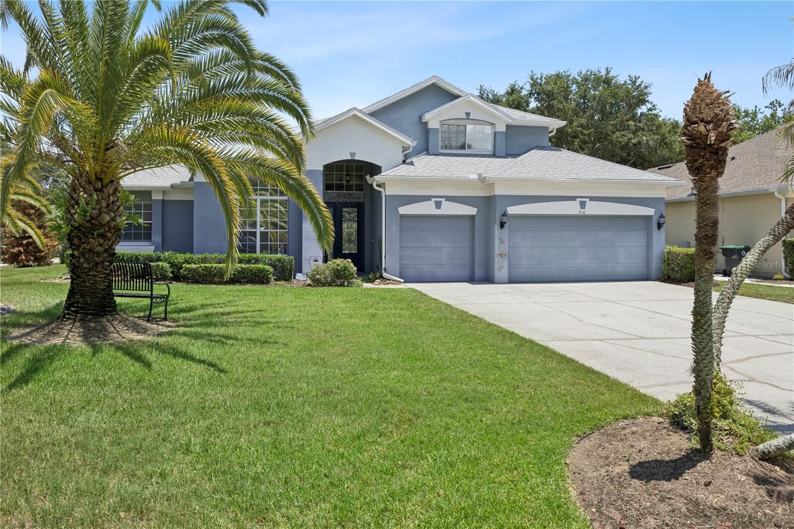 Property Photo: 710 Regina Circle FL 34787
