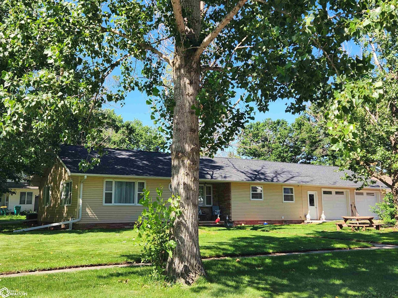 Property Photo: 24 2nd Street NW IA 50458