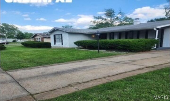 Property Photo:  11565 Sheffield Drive  MO 63033 