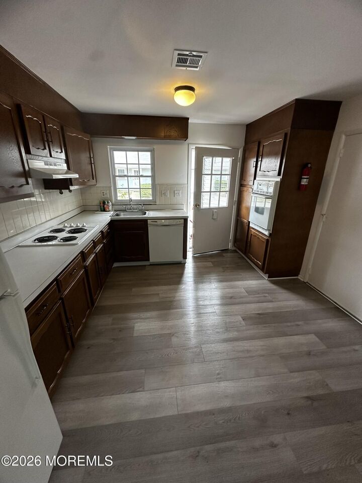 Property Photo:  1042 Aberdeen Drive  NJ 08701 